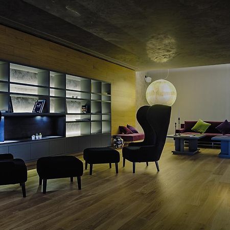 Link124 Hotel Parma Bagian luar foto