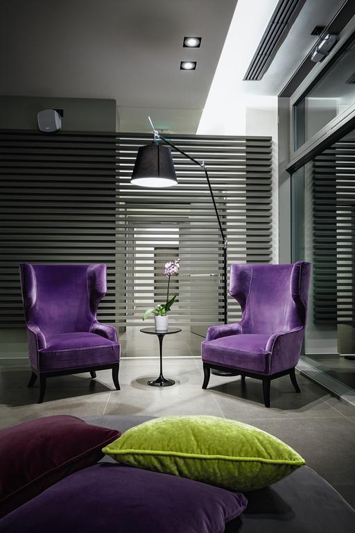 Link124 Hotel Parma Bagian luar foto